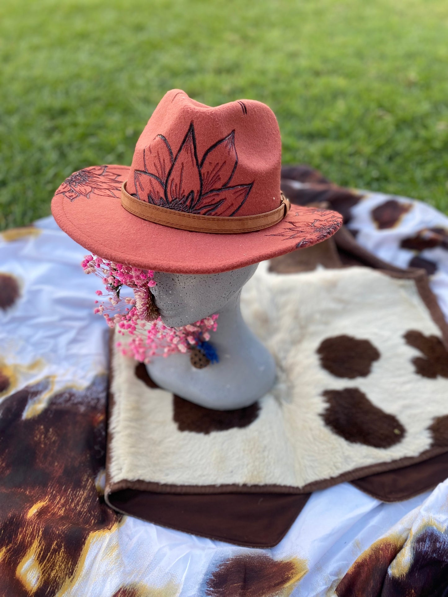 Bushland Brims Sunflowers Teens & Adults