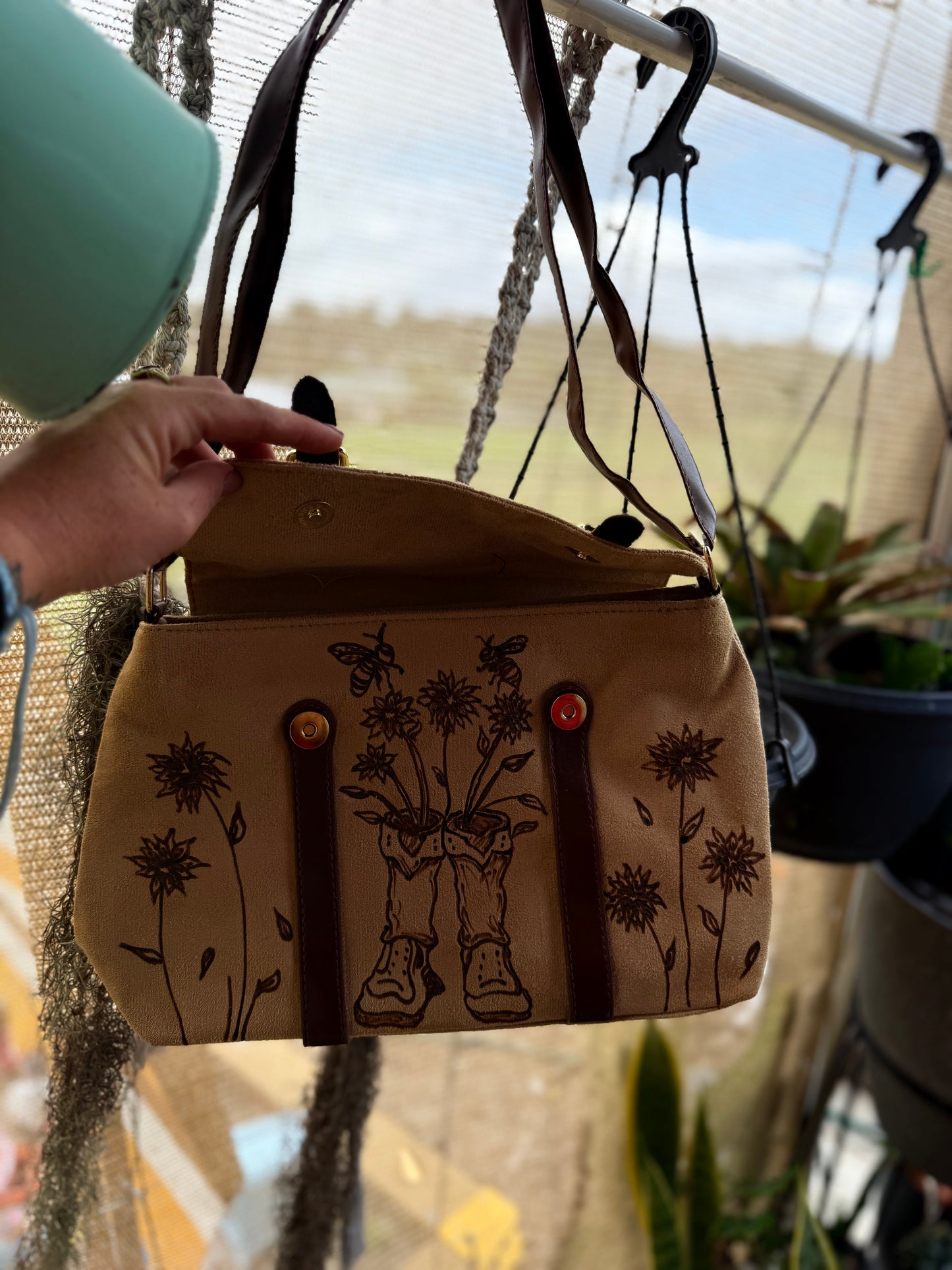 Outback Cross Body Tote Bag