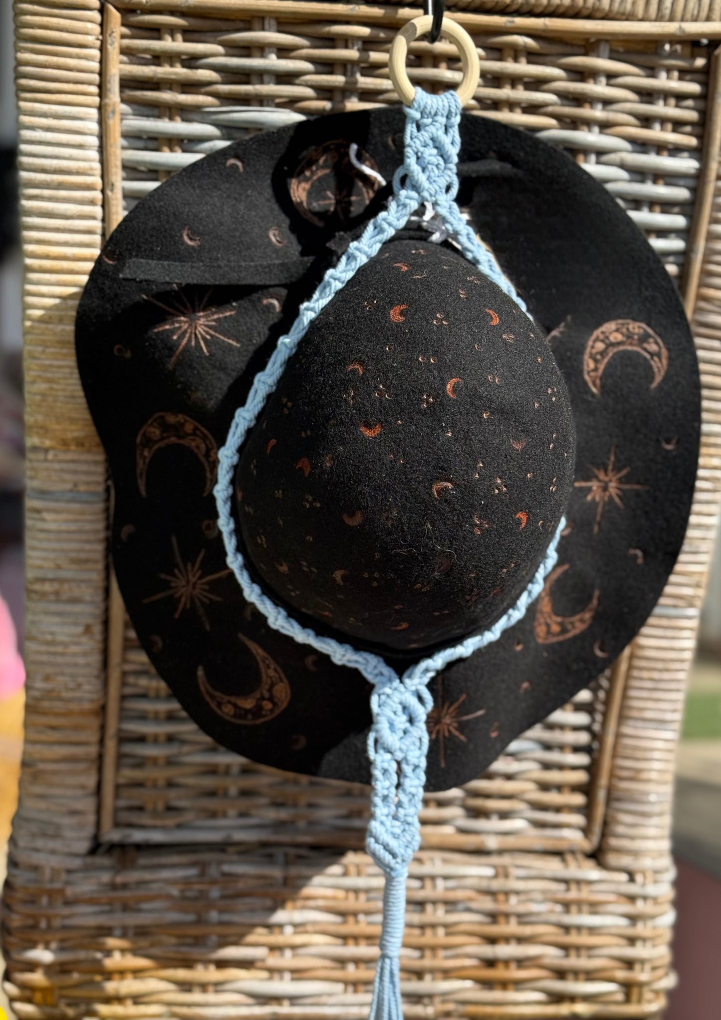 Single Hat Hanger