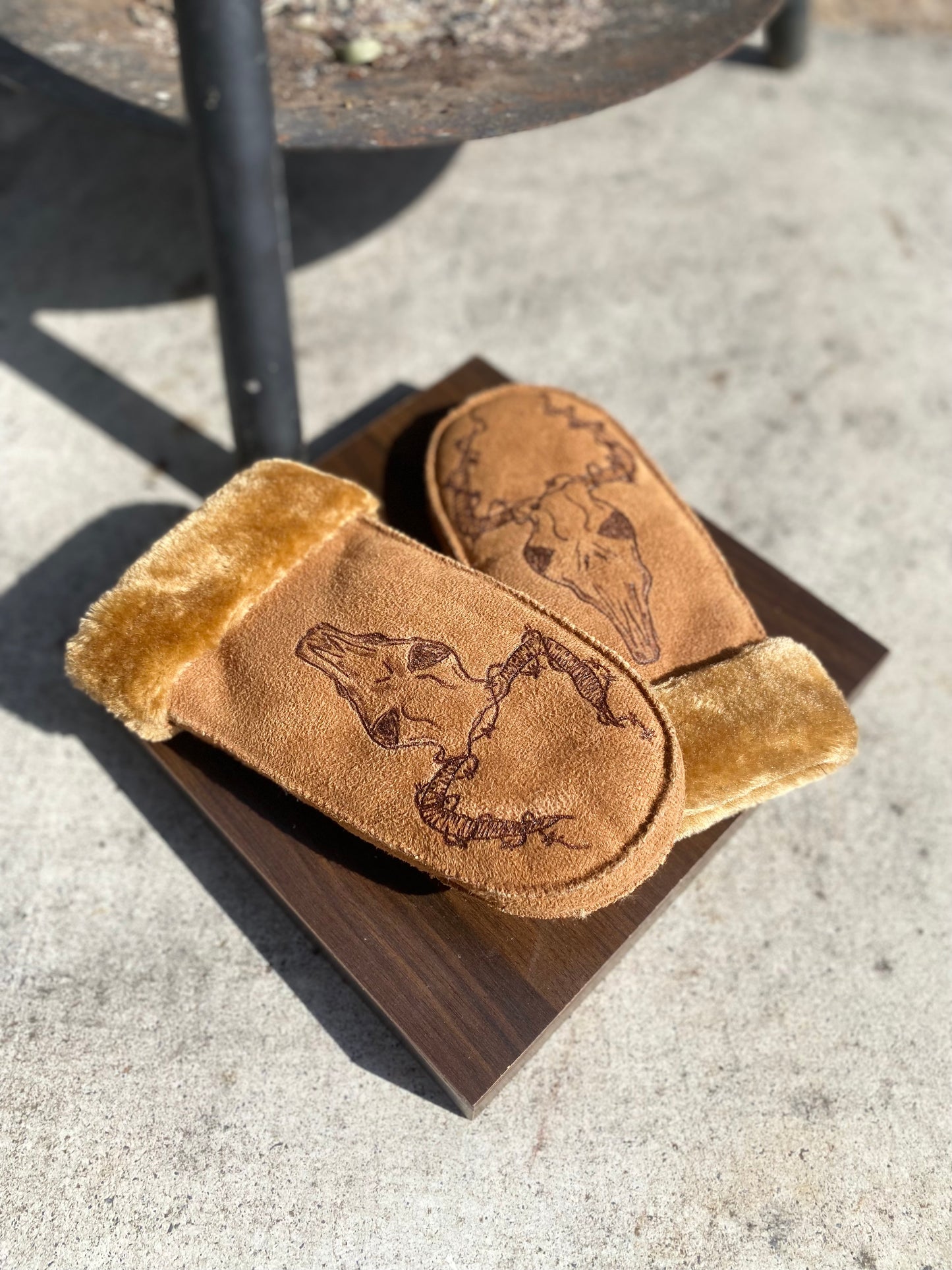 Outback Ember Winter Gloves