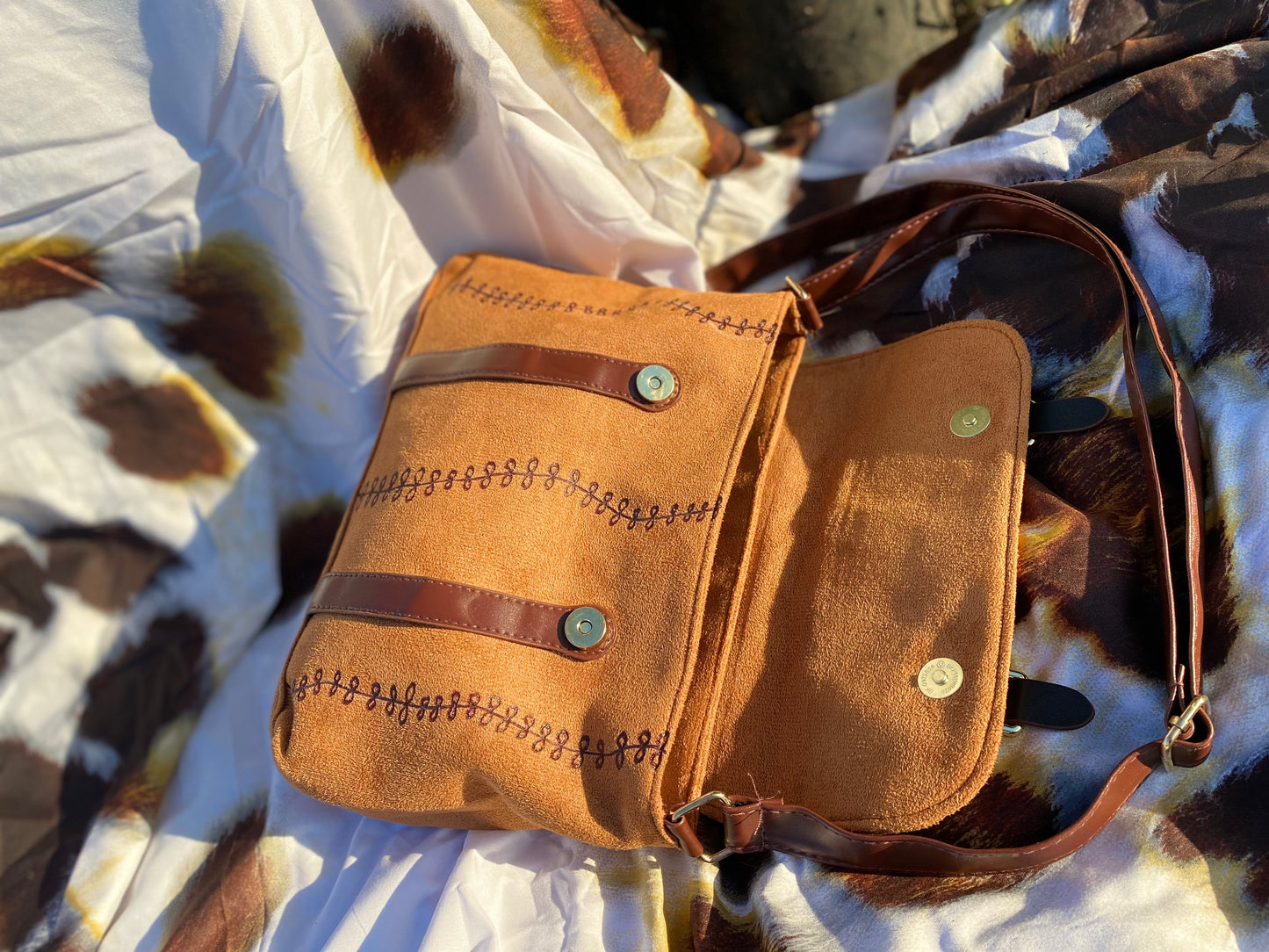 Outback Cross Body Tote Bag