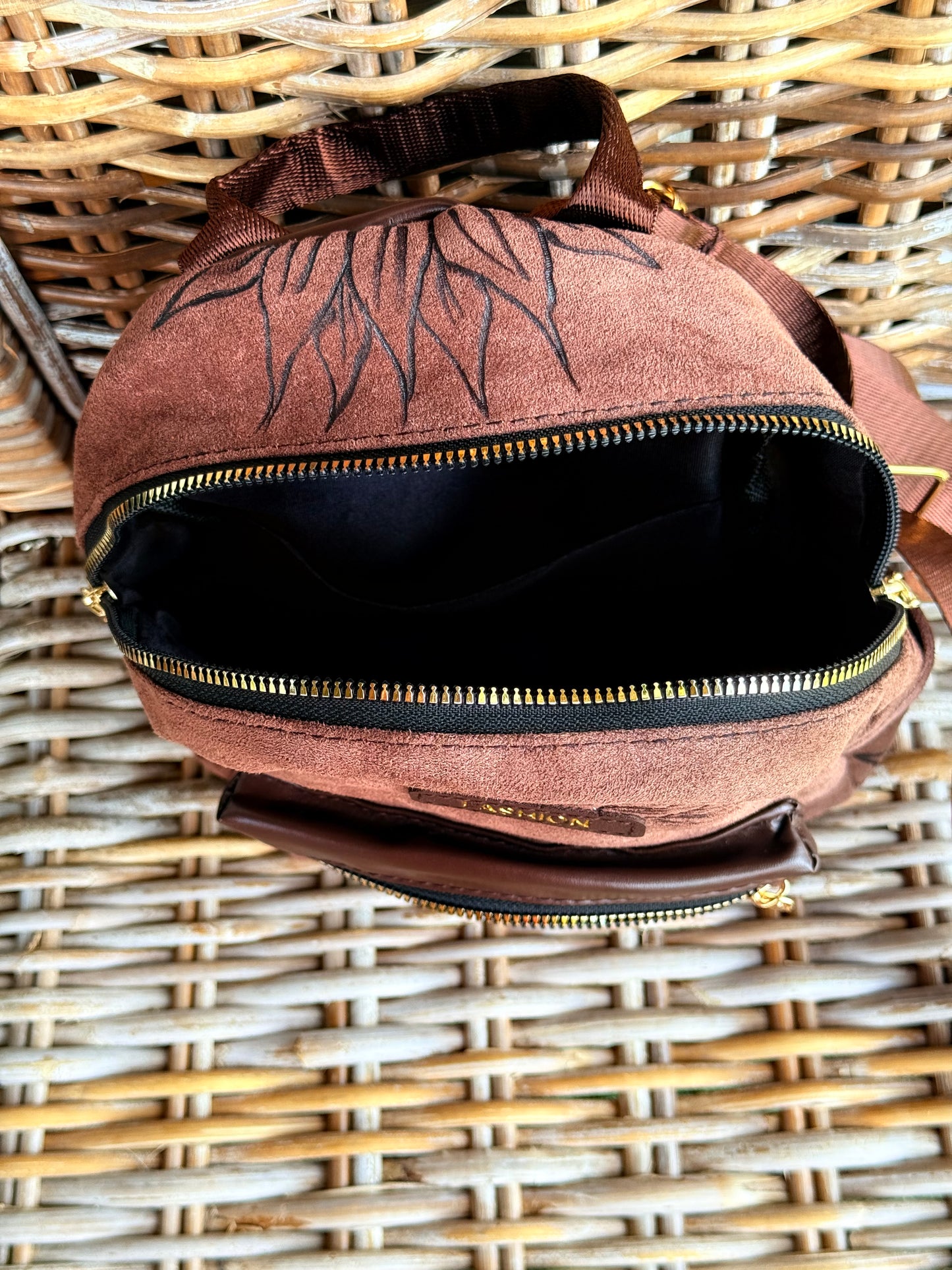 Bushwalk Suede Backpack Mini
