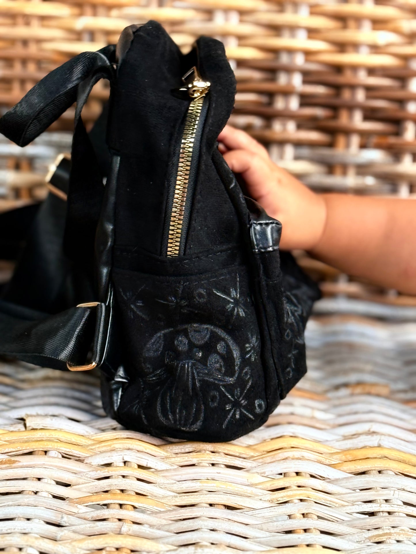 Bushwalk Suede Backpack Mini