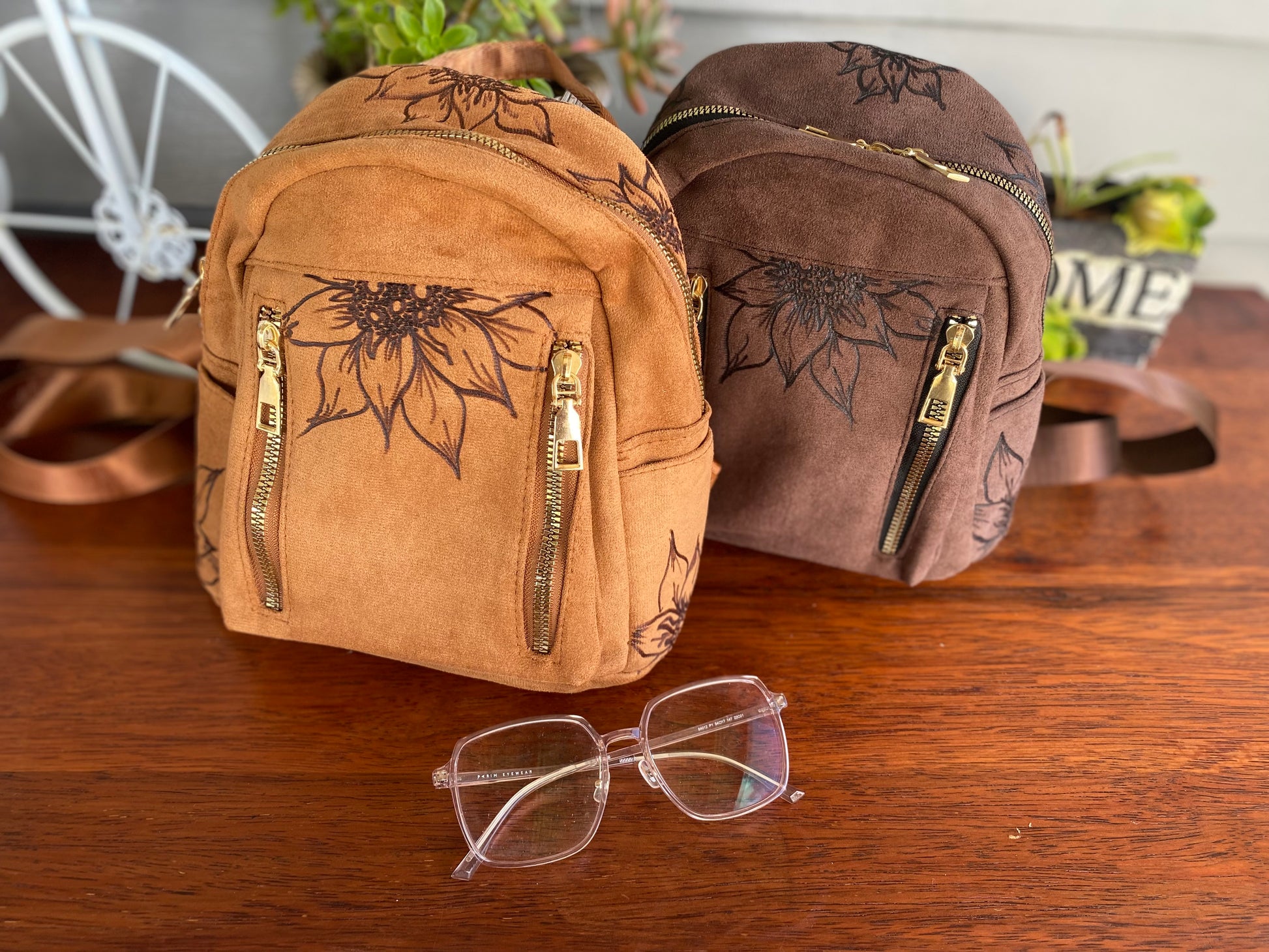 Bushwalk Suede Backpack Mini – Ginny's Flame & Thread