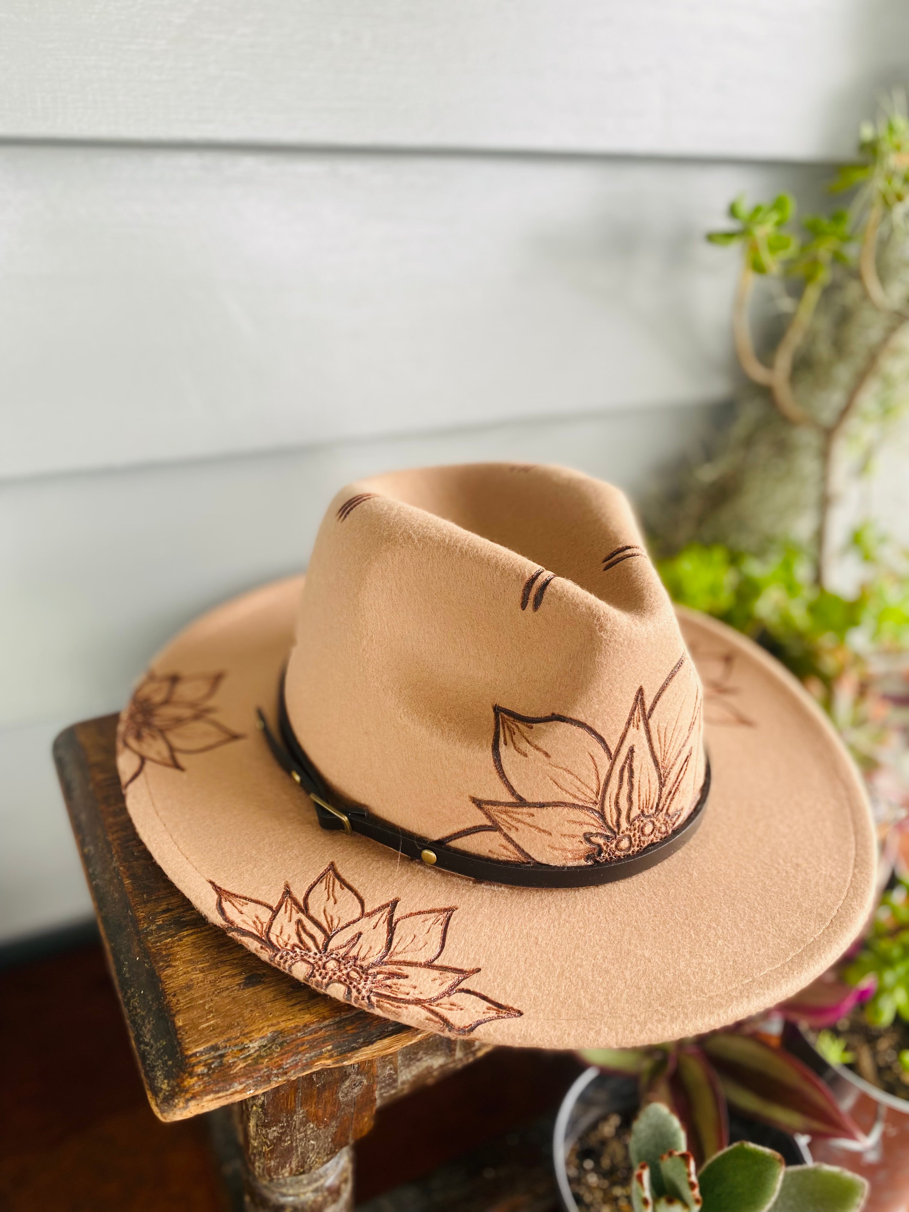 Bushland Brims Sunflowers Y&T – Ginny's Flame & Thread