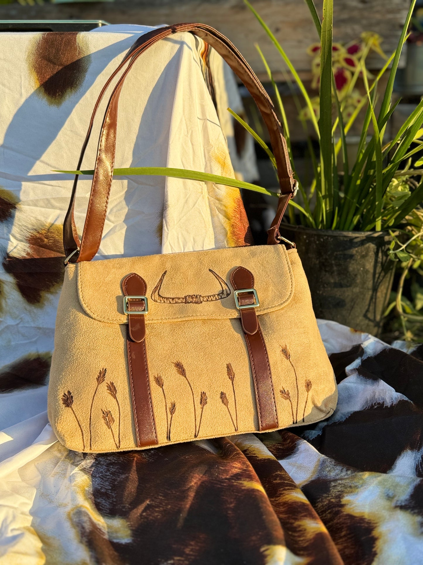 Outback Cross Body Tote Bag
